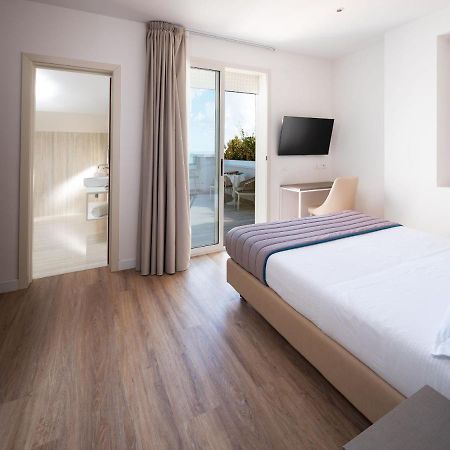 Trevi Family Resort Cattolica Buitenkant foto