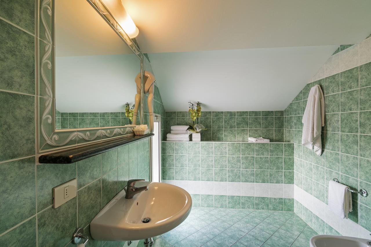 Trevi Family Resort Cattolica Buitenkant foto